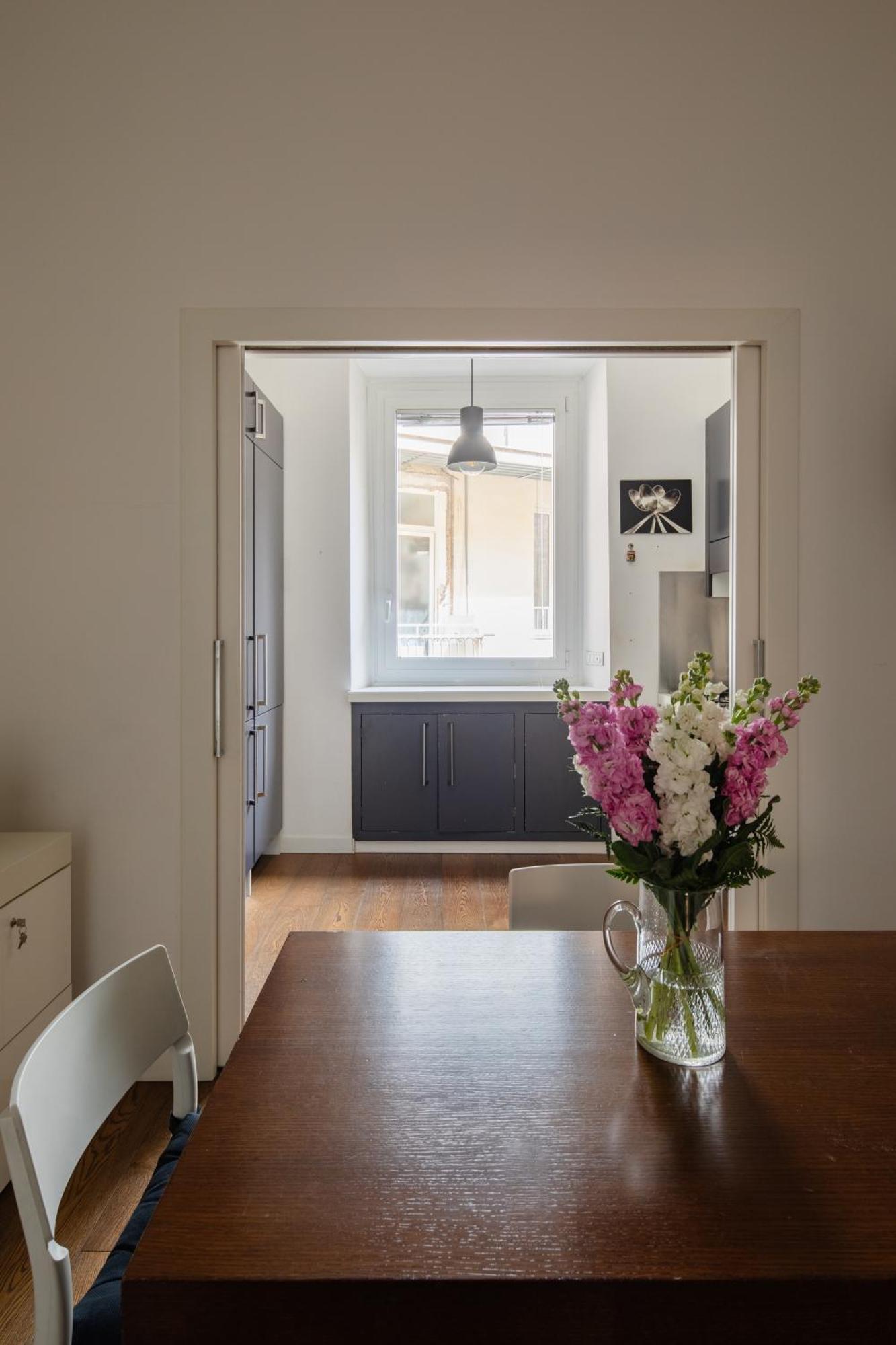 2 Bedrooms Flat Near Via Veneto Apartment *