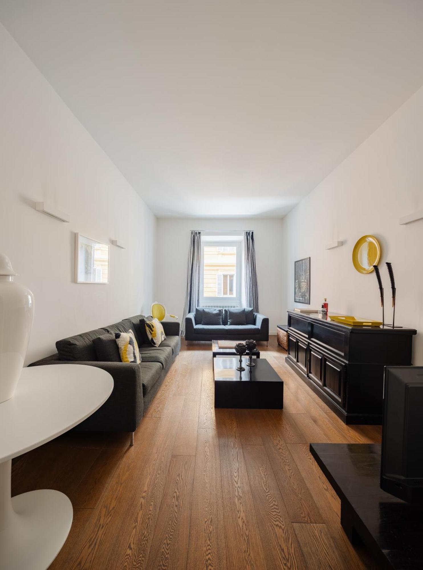 2 Bedrooms Flat Near Via Veneto Apartment *